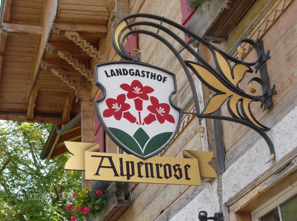 Hotel Alpenrose Beim Ballenberg Hofstetten bei Brienz Pokoj fotografie